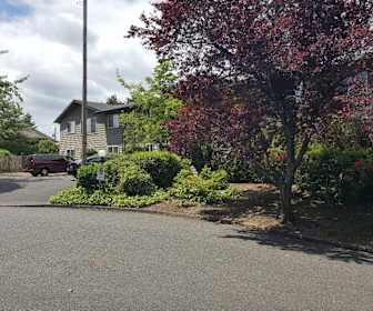 Creston Kenilworth Apartments For Rent 356 Apartments Portland Or Apartmentguide Com