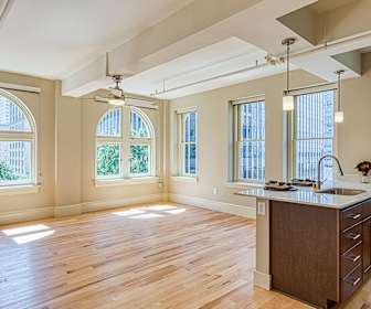 Downtown Apartments For Rent 287 Apartments Richmond Va Apartmentguide Com [ 280 x 336 Pixel ]