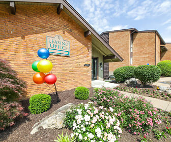 Paddock Village, Townsend Elementary School, Florissant, MO