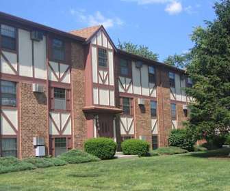 Kensington Place, Toledo, OH