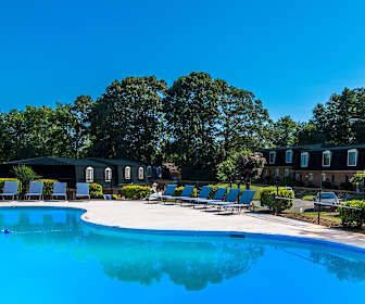 view of pool, Four Seasons Townhomes