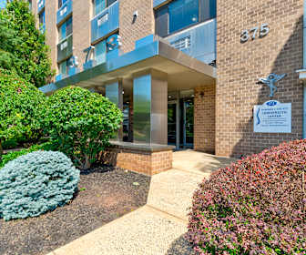 Apartments For Rent In Somerville Nj 67 Rentals Apartmentguide Com