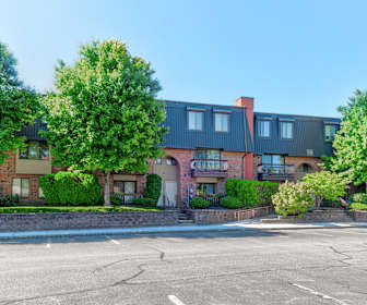 Apartments For Rent In Fairfield Nj 69 Rentals Apartmentguide Com