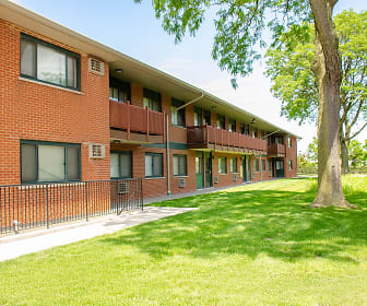 Ginger Ridge Apartments, South Suburban College of Cook County, IL