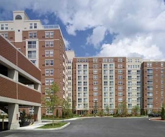 Cloverleaf Apartments, West Natick - MBTA, Natick, MA