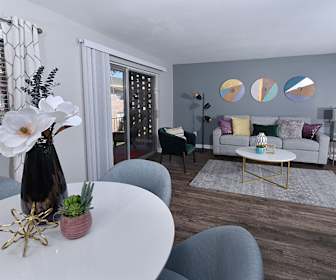 Living At Victoria Manor Located In Lakeland Fl You Will Find Exceptional Living In Our 1 2 3 Bedroom Apartmen Renting A House Cool Apartments Club House