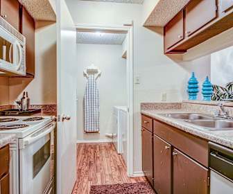 Oakridge Apartments For Rent 132 Apartments Garland Tx Apartmentguide Com