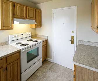 Apartments For Rent In Suny Empire State College Ny 40 Rentals Apartmentguide Com