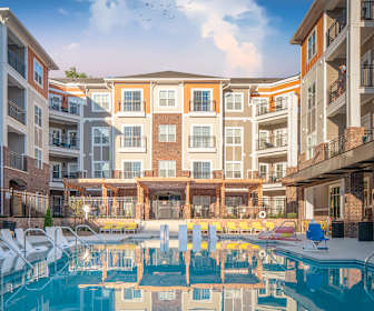 Eastern on 10th, East 4th Street, Greenville, NC