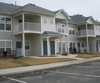 view of front facade with a front lawn, Lake Pointe Apartment Homes