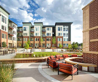 Pet Friendly Apartments For Rent In East Denver Denver Colorado Apartmentguide