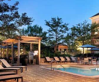 Apartments For Rent In Newton Ma 1049 Rentals Apartmentguide Com