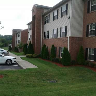 Skyline Village Apartments - Nashville, TN 37207