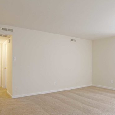 Winchester Village Apartments Indianapolis In 46227