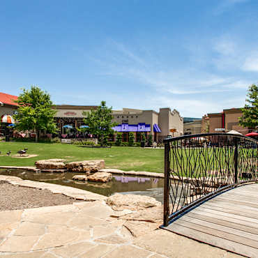 The Lofts At Watters Creek By Arium Apartments Allen Tx 75013