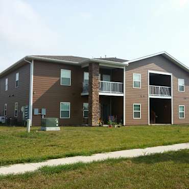 Villas at Fox Pointe Apartments - Knoxville, IA 50138