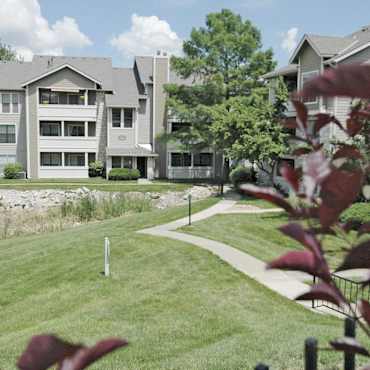 Three Lakes Apartments Overland Park Ks 66213
