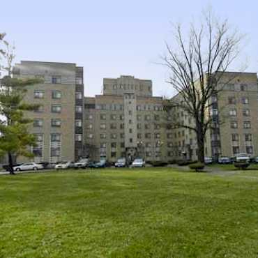 Royal York Apartments - Columbus, OH 43205