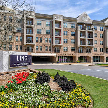 Linq At North Springs Apartments Atlanta Ga 30328