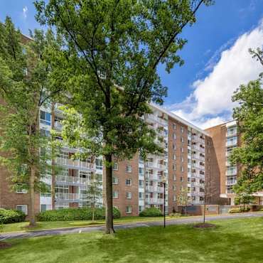 Charlestowne North Apartments - Greenbelt, MD 20770