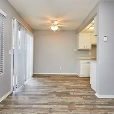 Villa Del Mar Apartments Oceanside Ca 92058