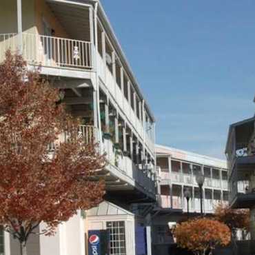 Continent French Quarter Llc Apartments Columbus Oh 43229