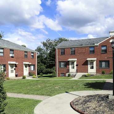 Hoodridge Court Apartments Pittsburgh PA 15234