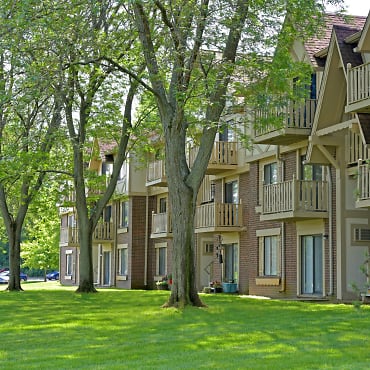 Sycamore Creek Apartments - Lake Orion, MI 48359