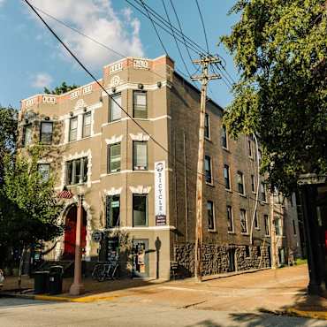 Landesman Apartments - Saint Louis, MO 63108