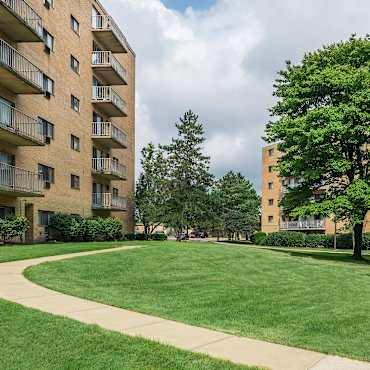 The Drake Apartments Mayfield Heights Oh 44124