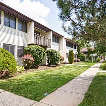 Village East Apartments Hightstown Nj 08520