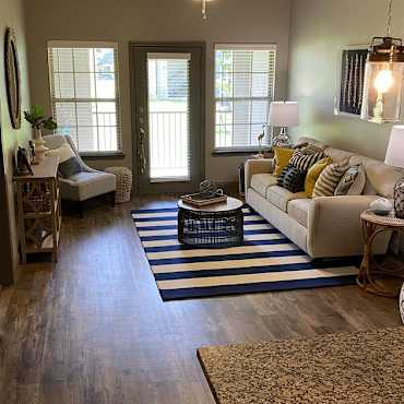 Lake Villas Apartments Granbury Tx 76048