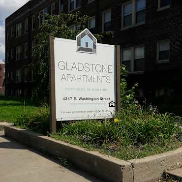 Gladstone Apartments Indianapolis In 46201