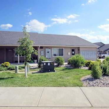 apartments waters edge williston