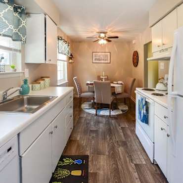 Roberts Mill Apartments Townhomes Maple Shade Nj 08052
