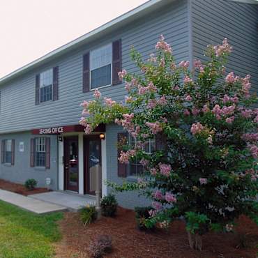 Legacy Crossing Apartments Greensboro Nc 27401