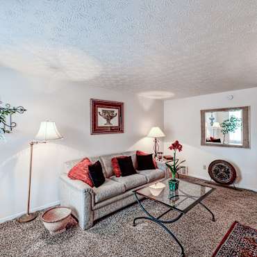 Greenhill Village The Great North Woods Apartments Columbus Oh 43231