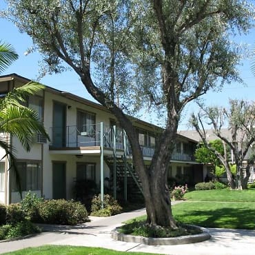 Emerald Gardens Apartments - Buena Park, CA 90620