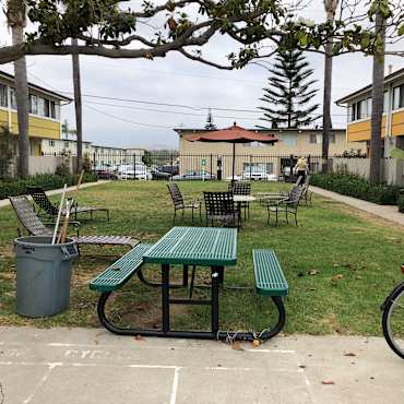Chimney Sweep Apartments Apartments Goleta Ca 93117