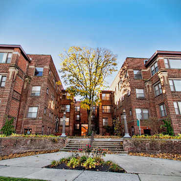 Apartments For Rent In Lakewood Oh 125 Rentals Apartmentguide Com