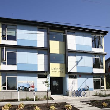 Pladhus Apartments - Seattle, WA 98115
