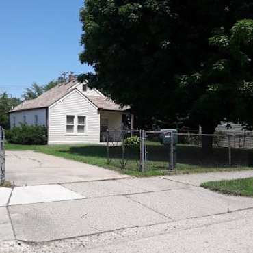 14935 Shirley Apartments - Warren, MI 48089