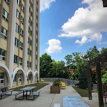 Lakewoods Apartments - Dayton, OH 45420