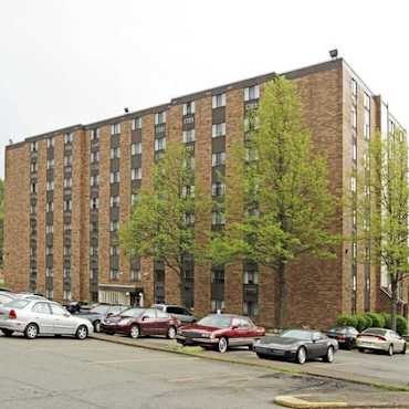 Douglas Plaza Apartments Pittsburgh Pa 15221