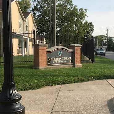 Blackburn Terrace Apartments Indianapolis In 46218