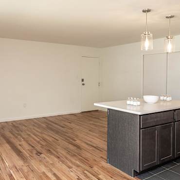 Apartments For Rent In White Marsh Md With Balcony