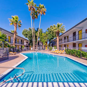 GIO Apartments - Phoenix, AZ 85016