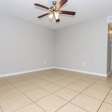 Residence At Garden Oaks Apartments Houston Tx 77018