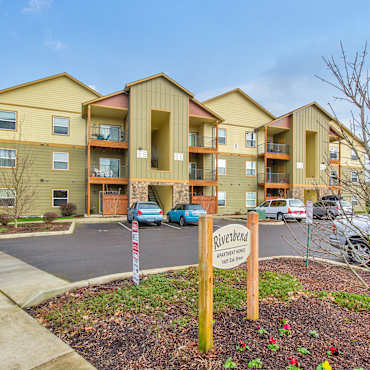 RiverBend Apartments - Albany, OR 97321