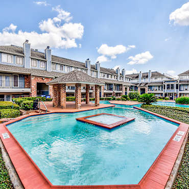 Apartments Near Ashford Point Drive Houston Tx Apartmentguide Com